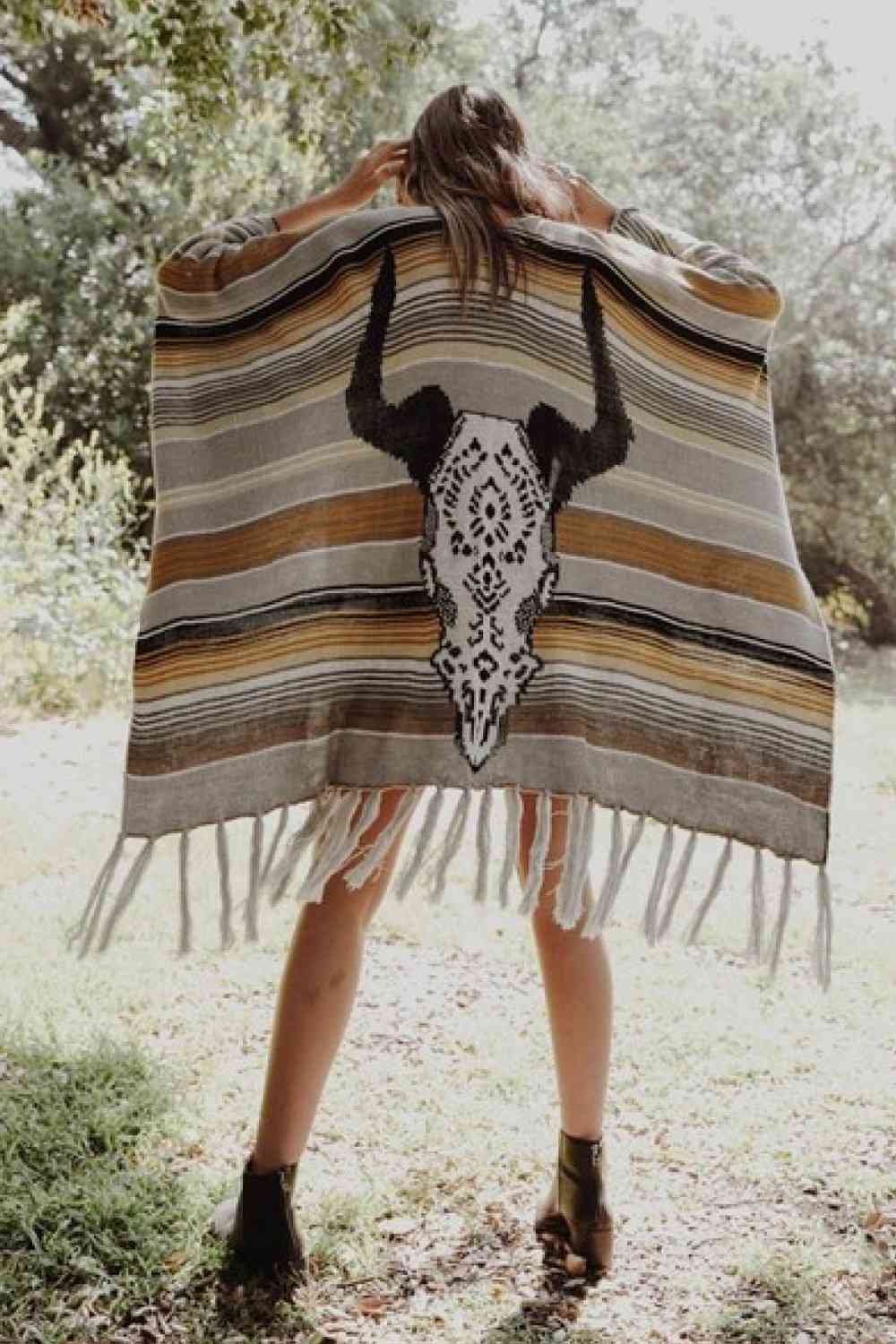 Leto Desert Wanderer Cow Skull Striped Poncho